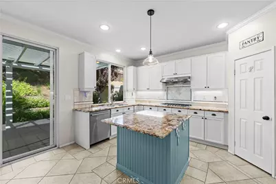 33456 Warwick Hills Rd, Yucaipa, CA 92399 - Photo 19