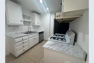 6600 Warner #115, Huntington Beach, CA 92647 - Photo 3