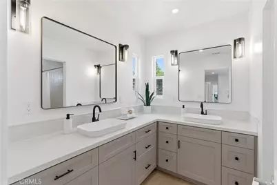 2534 Santiago Street, Santa Ana, CA 92706 - Photo 31
