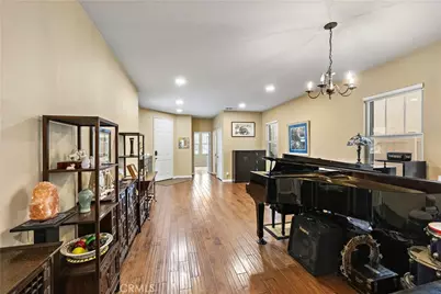 1421 Thatcher Street, Fullerton, CA 92833 - Photo 5