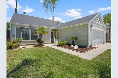 990 Torrey Pine, Colton, CA 92324 - Photo 3