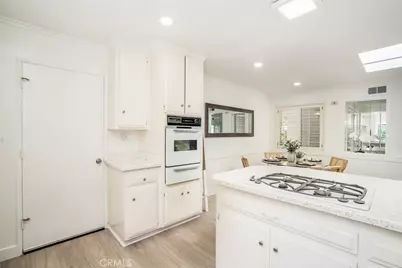 16381 Lakemont, Huntington Beach, CA 92647 - Photo 13