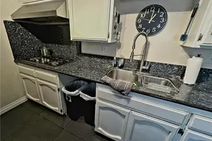 16842 Ross, Huntington Beach, CA 92647 - Photo 3