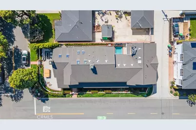 2401 Clay, Newport Beach, CA 92663 - Photo 39