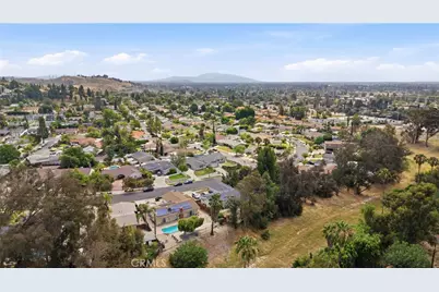 11638 Gerald, Granada Hills, CA 91344 - Photo 39