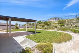 1173 Matterhorn, Riverside, CA 92506 - Photo 33