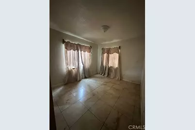 8103 E Holmes Ave. Avenue, Los Angeles, CA 90001 - Photo 3