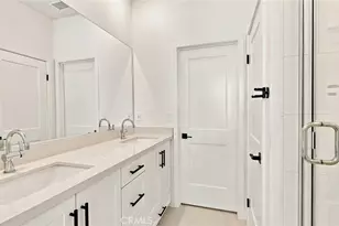 7256 Pointbreak Dr, Huntington Beach, CA 92647 - Photo 15