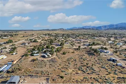 8908 Wilson Ranch Road, Phelan, CA 92371 - Photo 35