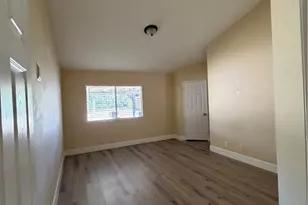 25420 Sheffield Ln, Saugus, CA 91350 - Photo 15