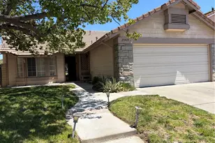 25420 Sheffield Ln, Saugus, CA 91350 - Photo 3