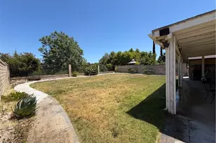 25420 Sheffield Ln, Saugus, CA 91350 - Photo 21