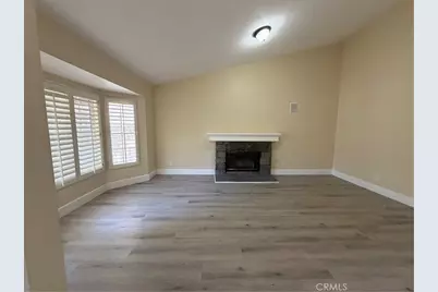25420 Sheffield Ln, Saugus, CA 91350 - Photo 5