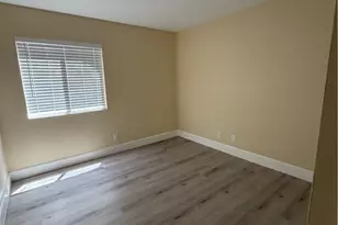 25420 Sheffield Ln, Saugus, CA 91350 - Photo 17