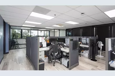 1600 E 4th, Santa Ana, CA 92701 - Photo 9