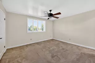 8633 Portola Ct, Huntington Beach, CA 92646 - Photo 17