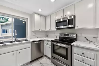 8633 Portola Court #18F, Huntington Beach, CA 92646 - Photo 11
