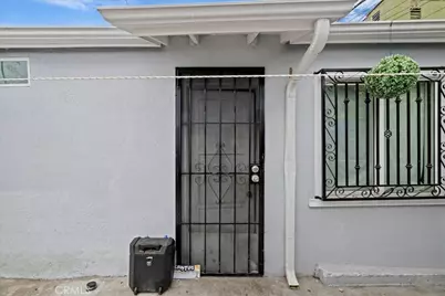 3529 10th Avenue, Los Angeles, CA 90018 - Photo 23