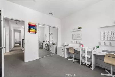 7611 N Honor, Van Nuys, CA 91405 - Photo 15