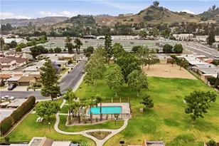 725 Palomares, San Dimas, CA 91773 - Photo 37