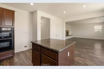 25574 Hyacinth Street, Corona, CA 92883 - Photo 11