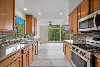 2677 Saxon, Los Angeles, CA 90065 - Photo 13