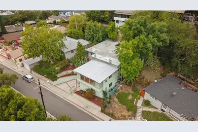 2677 Saxon, Los Angeles, CA 90065 - Photo 35