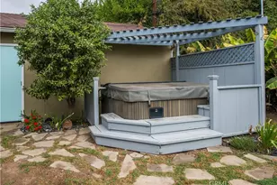 8136 Garden Grove, Reseda, CA 91335 - Photo 23