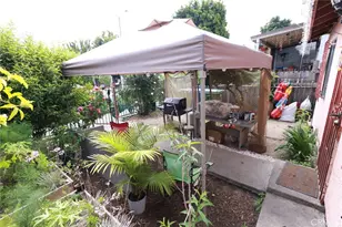 10323 Hickory, Los Angeles, CA 90002 - Photo 3