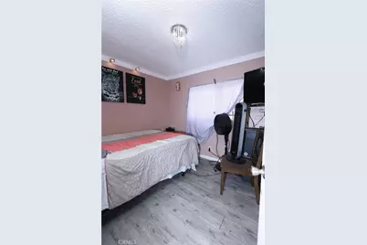 10323 Hickory, Los Angeles, CA 90002 - Photo 31
