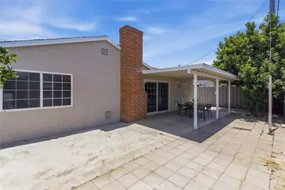 1015 N Modena Place, Anaheim, CA 92801 - Photo 17
