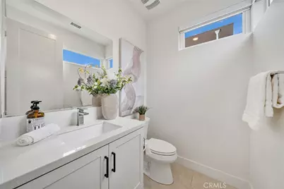 16158 Veterans Way, Tustin, CA 92782 - Photo 45