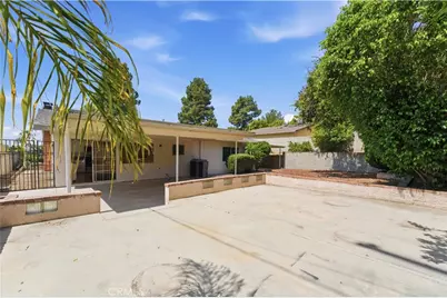 13868 Tucker Avenue, Sylmar, CA 91342 - Photo 27