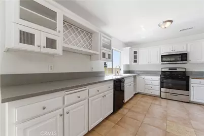 13868 Tucker Avenue, Sylmar, CA 91342 - Photo 3