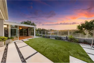 58 Victoria, Newport Beach, CA 92660 - Photo 35