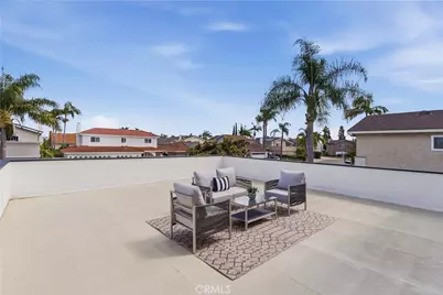 6862 Defiance Drive, Huntington Beach, CA 92647 - Photo 33