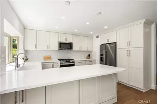8 Moon Shadow, Irvine, CA 92603 - Photo 17