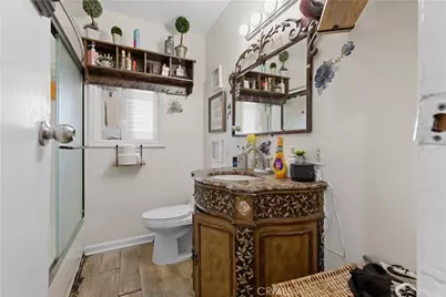 2005 W 11th, Santa Ana, CA 92703 - Photo 17