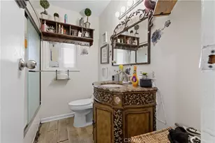 2005 W 11th, Santa Ana, CA 92703 - Photo 17