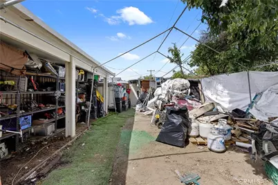 2005 W 11th, Santa Ana, CA 92703 - Photo 29