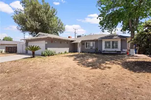 2795 W Victoria St, Rialto, CA 92376 - Photo 3