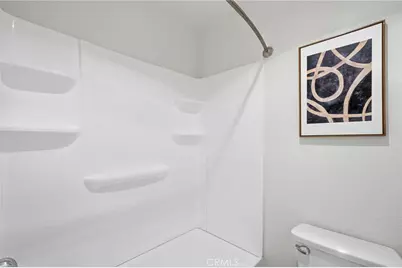 225 Gallery, Tustin, CA 92782 - Photo 15