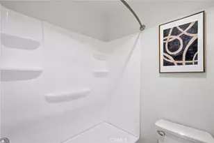 225 Gallery, Tustin, CA 92782 - Photo 15