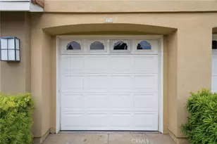 225 Gallery, Tustin, CA 92782 - Photo 23