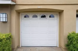 225 Gallery, Tustin, CA 92782 - Photo 23