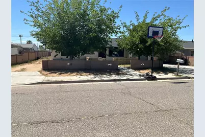 12591 Daisy, Boron, CA 93516 - Photo 1