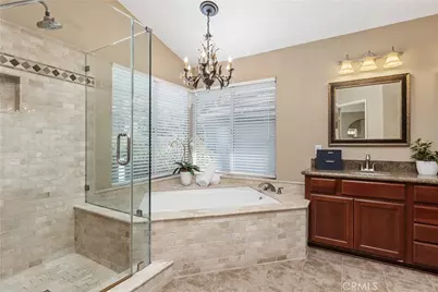 21842 Las Nubes, Rancho Santa Margarita, CA 92679 - Photo 23