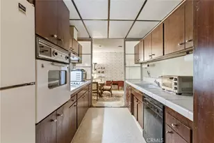 11044 Ophir Dr, Los Angeles, CA 90024 - Photo 19