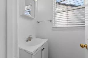 2602 W 112th St, Inglewood, CA 90303 - Photo 17