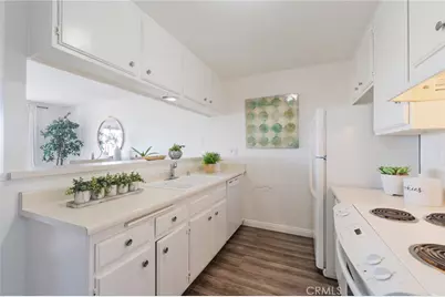 280 Molino #305, Long Beach, CA 90803 - Photo 11